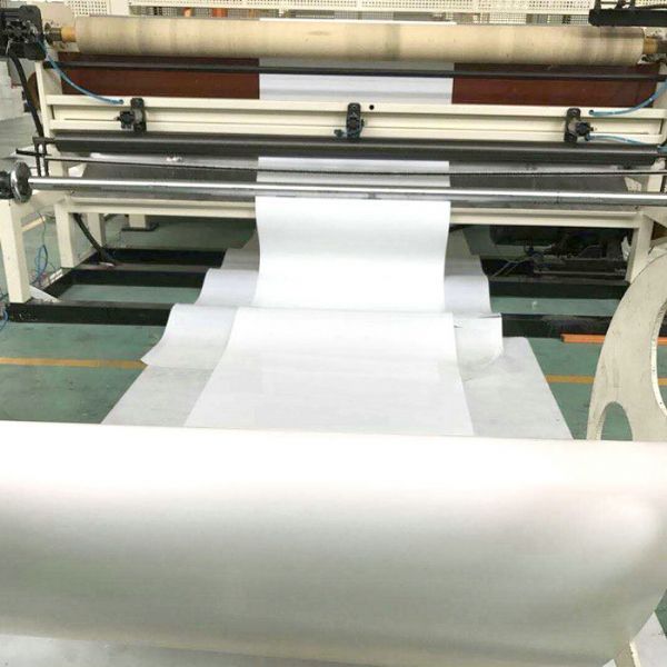 養雞場如何區分雞糞PP清糞帶以及選購PP材質清糞帶呢